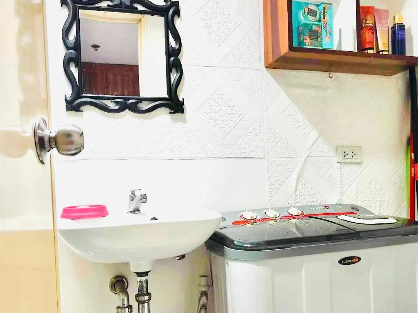 Apartment Belthena Suite In Las Pinas Near Airport Manila Philippines